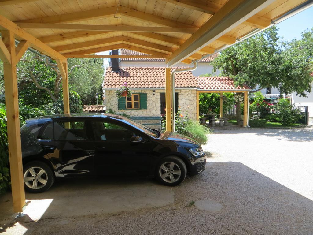 Jolic * Brodarica (Sibenik-Knin)