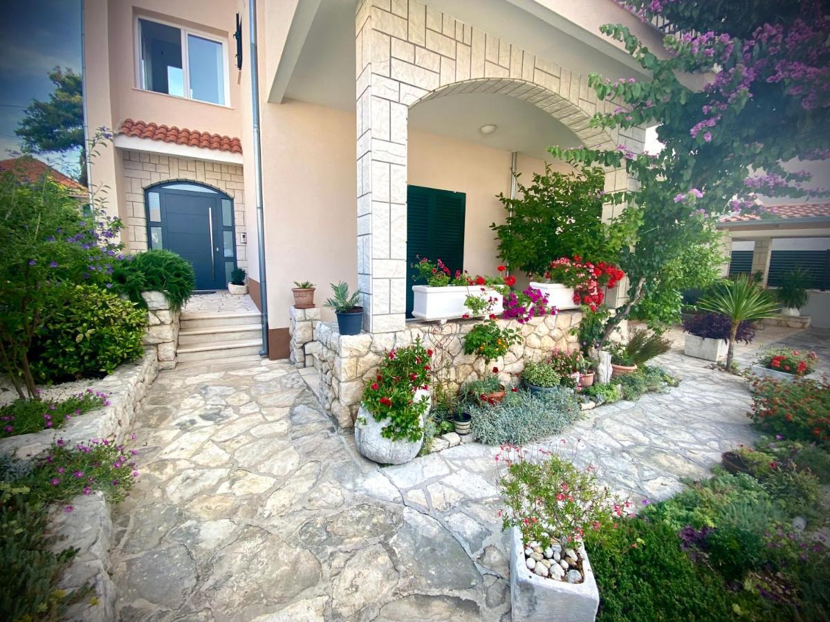 Jolic Brodarica (Sibenik-Knin)