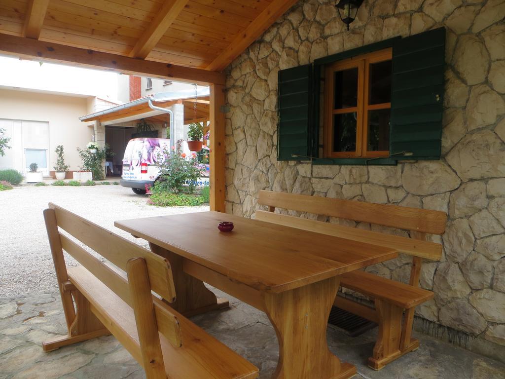 Jolic Apartament *